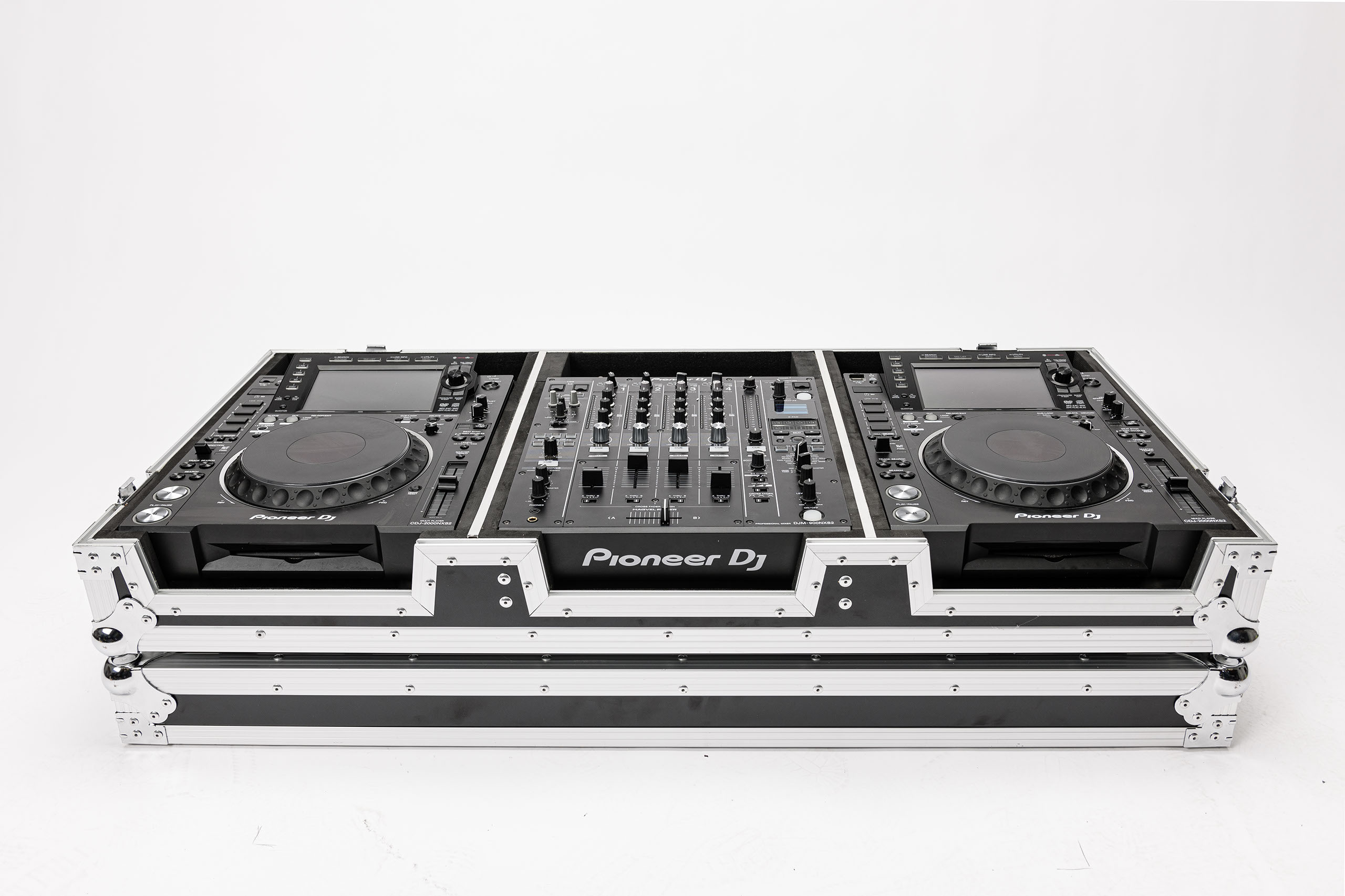Magma Multi-Format Case Player/Mixer-Set black/silver по цене 55&nbsp;180 ₽