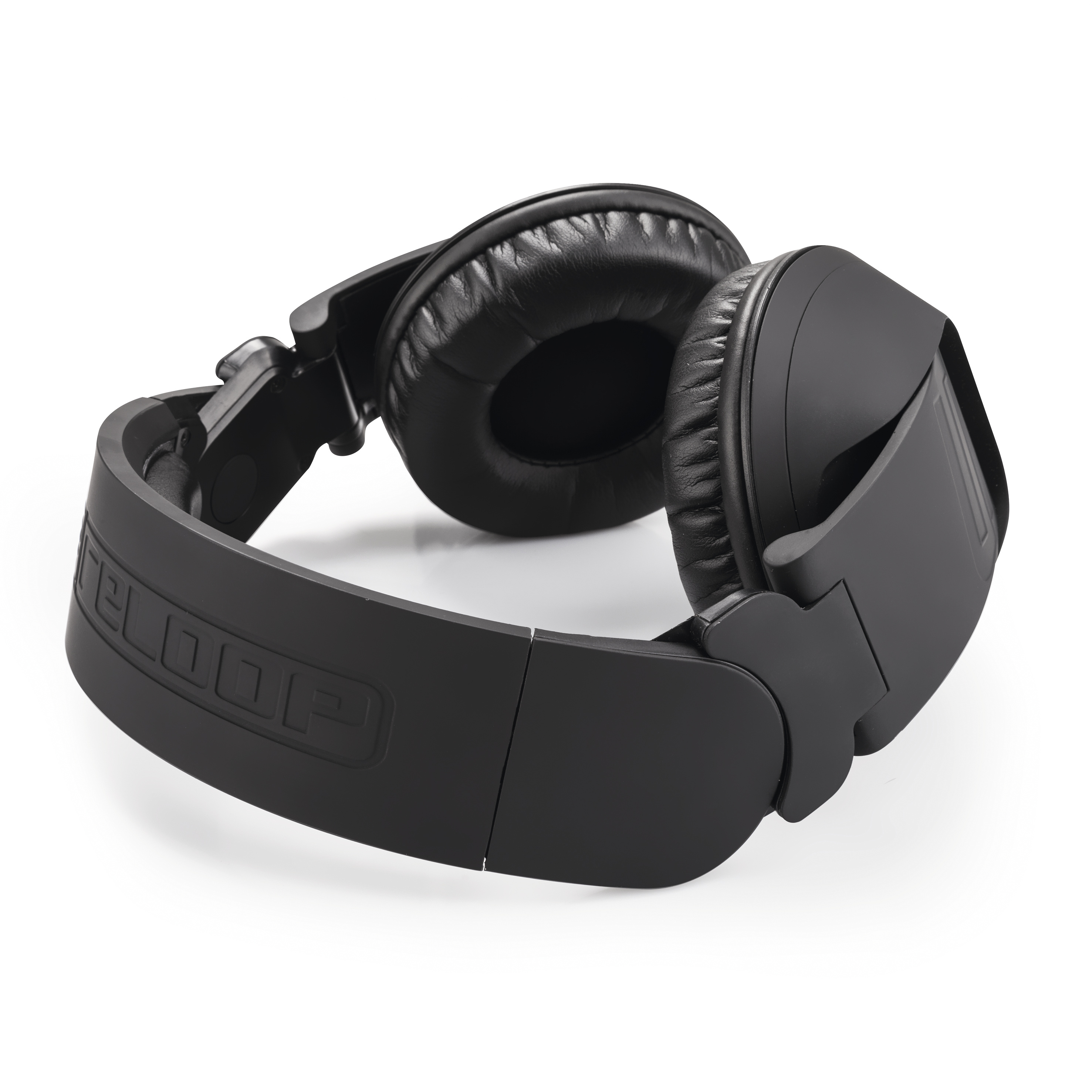 Reloop RHP-20 Knight по цене 16&nbsp;490 ₽