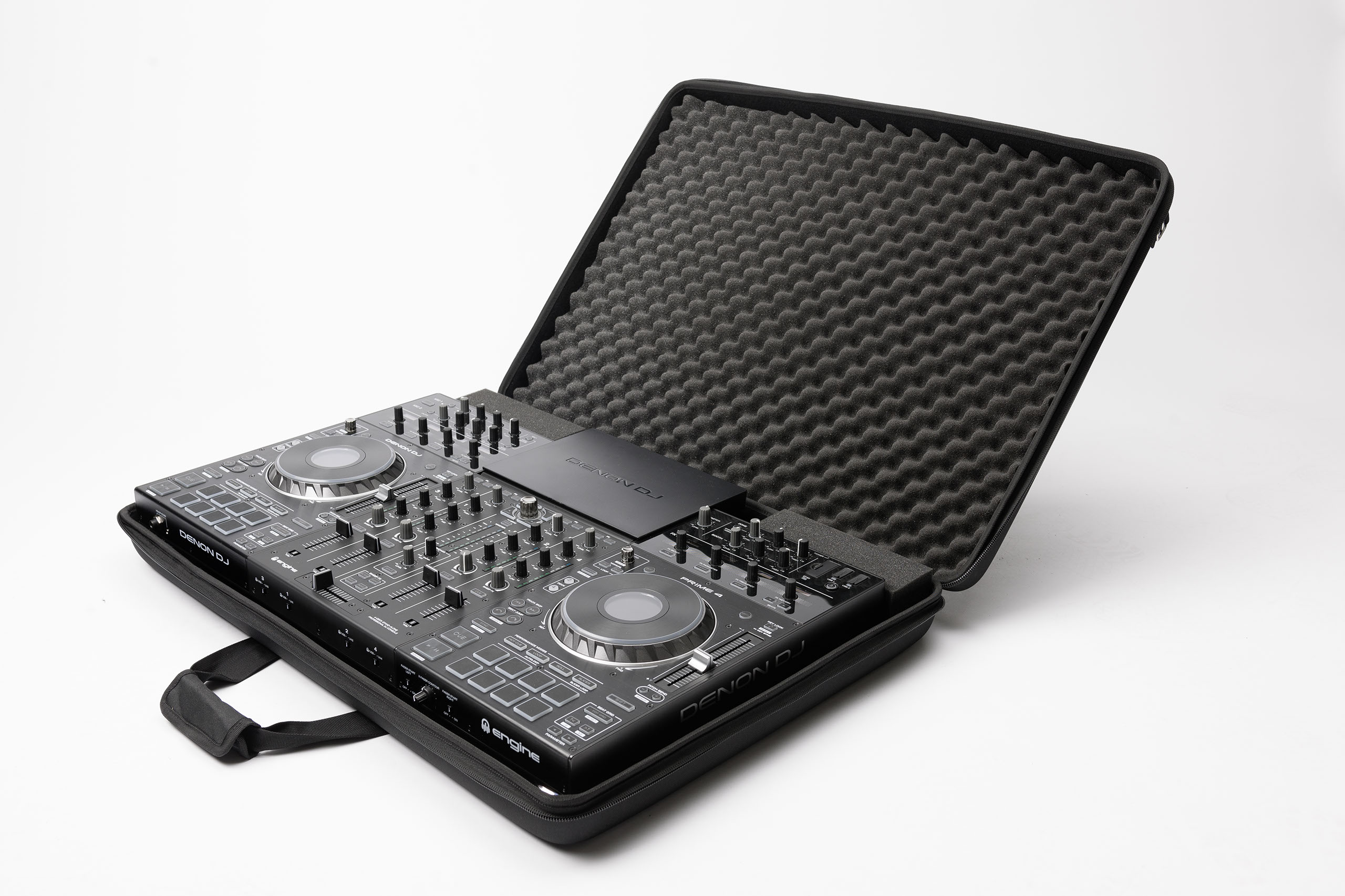 Magma CTRL Case Prime 4 black/black по цене 12&nbsp;630 ₽