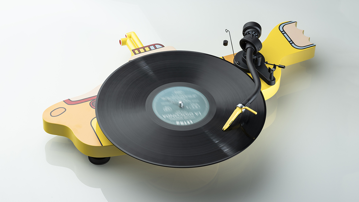 Pro-Ject The Beatles Yellow Submarine по цене 87&nbsp;920 ₽