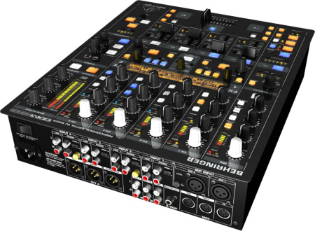 Behringer DDM4000 по цене 40&nbsp;030 ₽