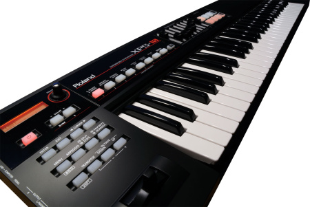 Roland XPS-10 по цене 76&nbsp;980 ₽