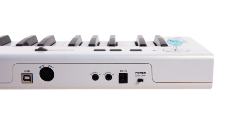 Axelvox KEY49j White по цене 9&nbsp;990 ₽
