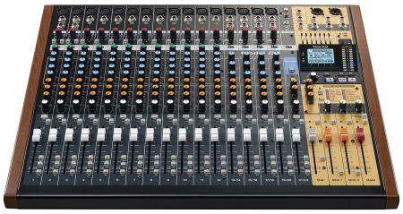 Tascam Model 24 по цене 187&nbsp;110 ₽