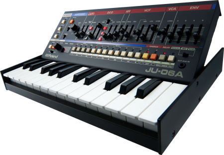 Roland JU-06A по цене 38&nbsp;490 ₽