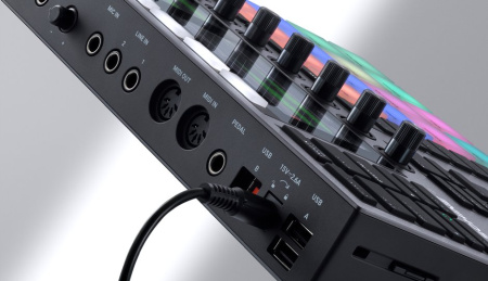 Native Instruments Maschine + по цене 101&nbsp;760 ₽