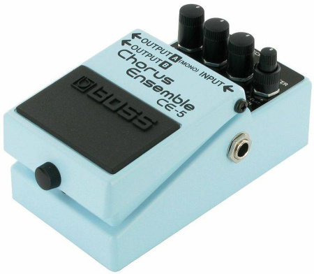 Boss CE-5 по цене 12&nbsp;740 ₽