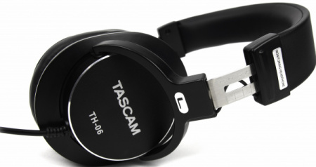 Tascam TH-06 по цене 11&nbsp;880 ₽