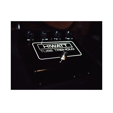 Hiwatt Tube Tremolo по цене 7&nbsp;990 ₽